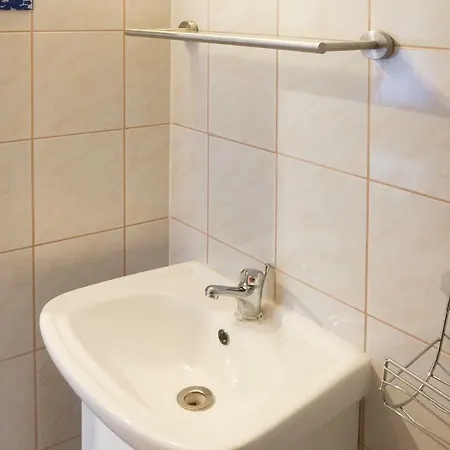 0-bedroom In Διαμέρισμα *